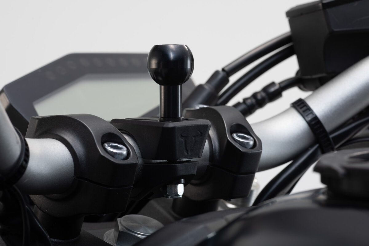 SW-Motech Kit de support Navi X-Grip pour grands smartphones pour Ducati Multistrada 1200 /S /Enduro - SW Motech