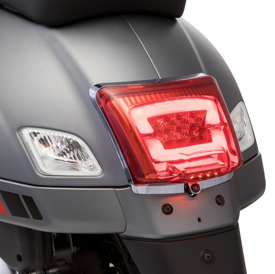 Feu arrière LED pour Vespa GTS/GTS Super/GTV/GT 60 125-300ccm (-'13), rouge