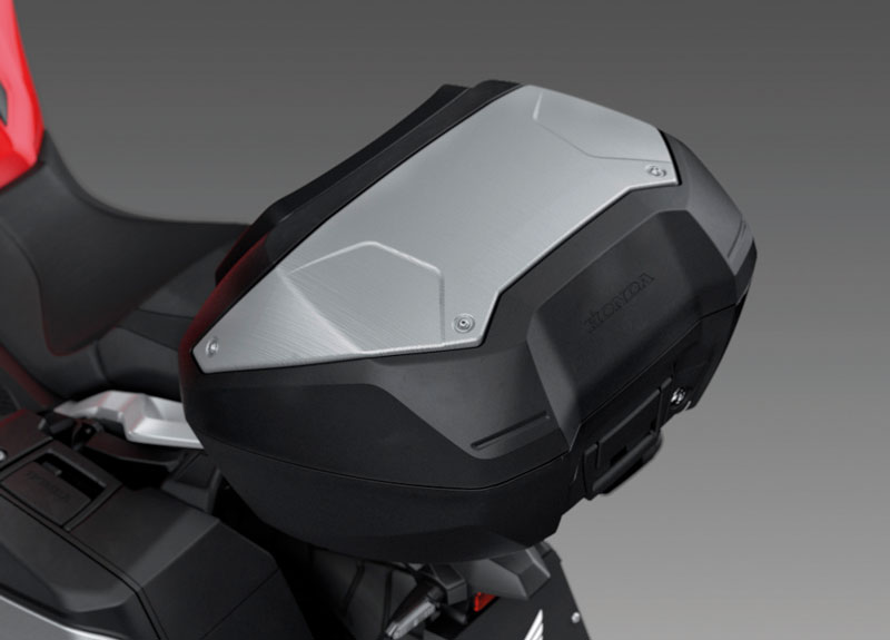 Habillage en aluminium pour top box 50 litres d'origine Honda