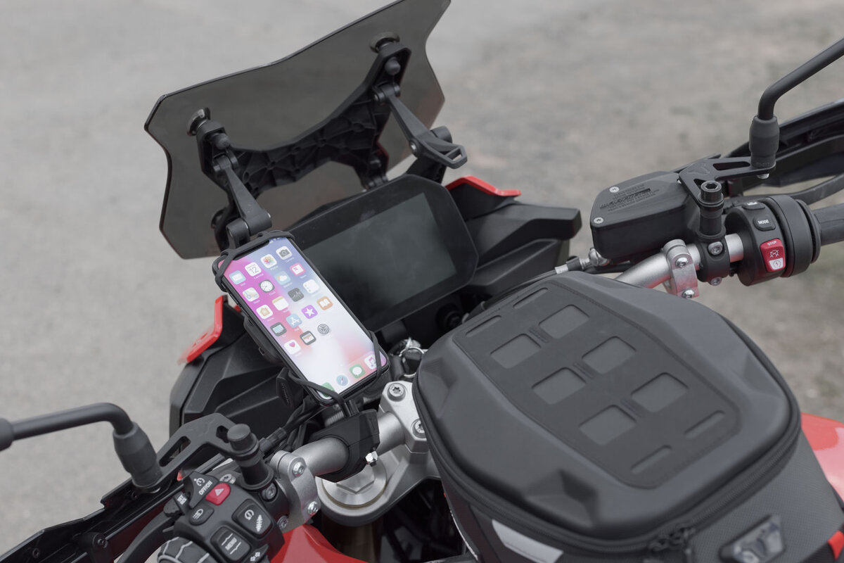 Universal Navi-Kit mit T-Lock Halter Smartphone. Inkl. 2" Klemmarm. Für Lenker/ Spiegelgewinde
