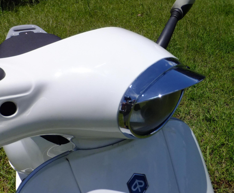 Anneau de lampe avec abat-jour pour Vespa ET2 /ET4 50-150ccm, chrome