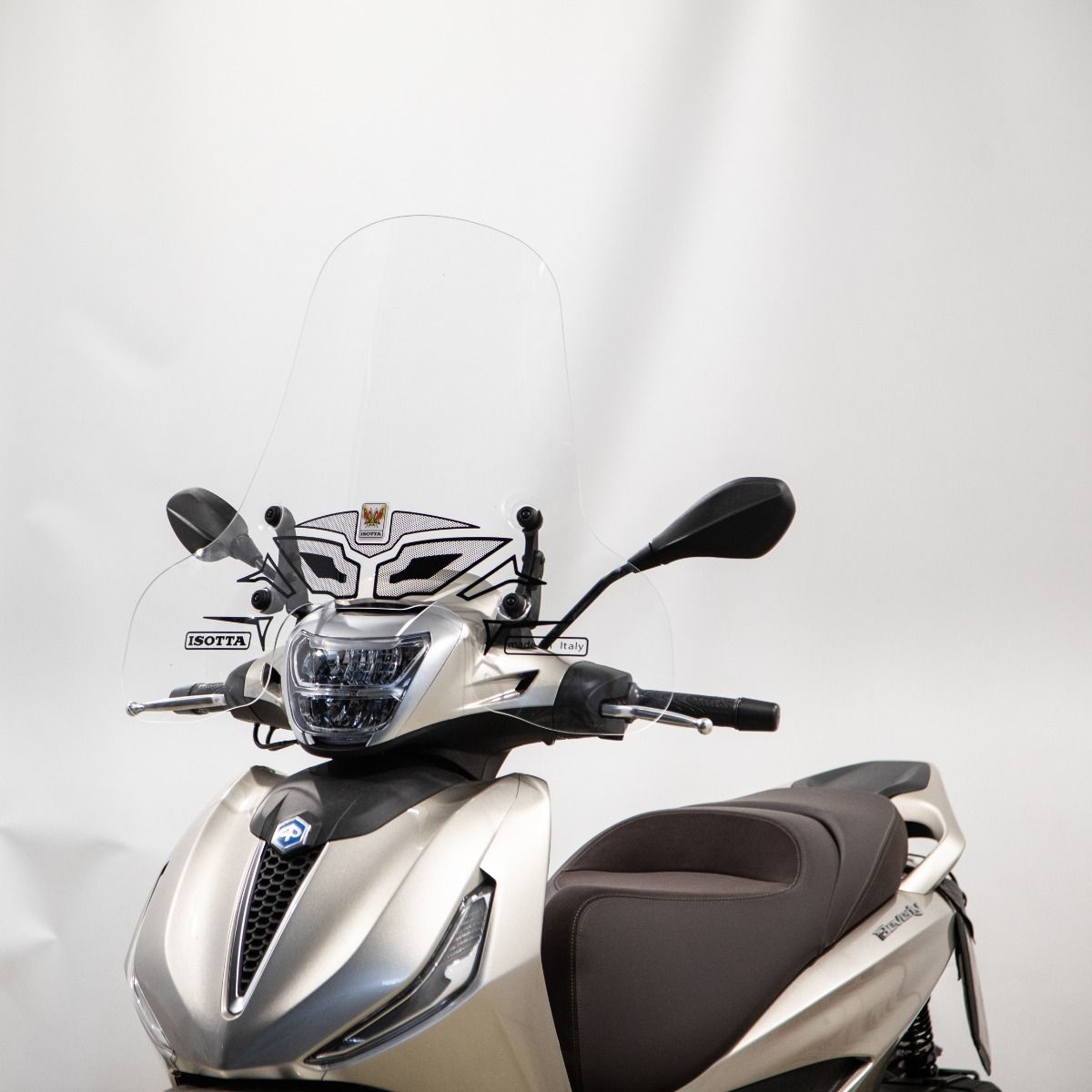 Pare-brise mi-haut transparent pour Piaggio Beverly 300 / 400