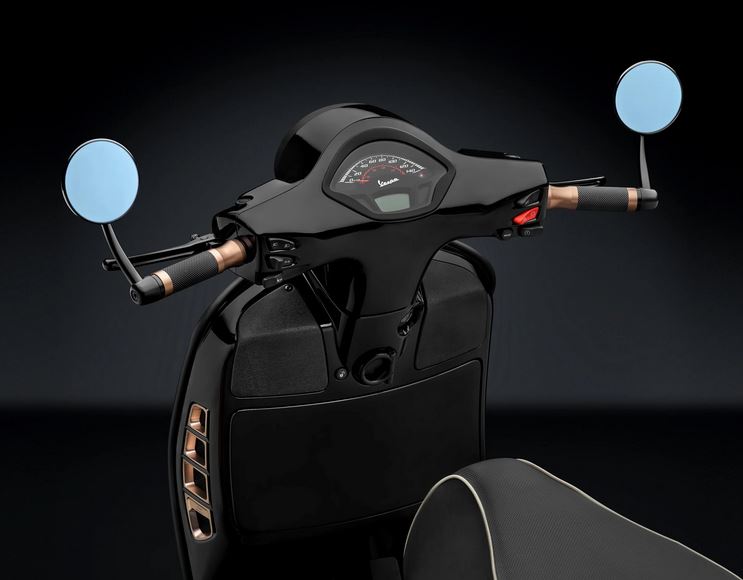 Levier sport RIZOMA 3D, gauche pour Vespa GTS/GTS Super/GTV/GT (-`22), noir anodisé