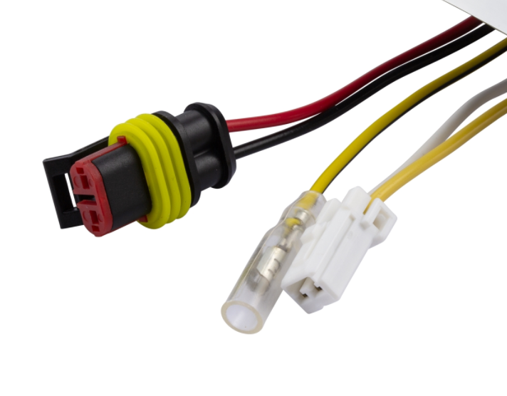 Feu arrière rouge pour Vespa Primavera/Sprint 50-150ccm, bord - chrome