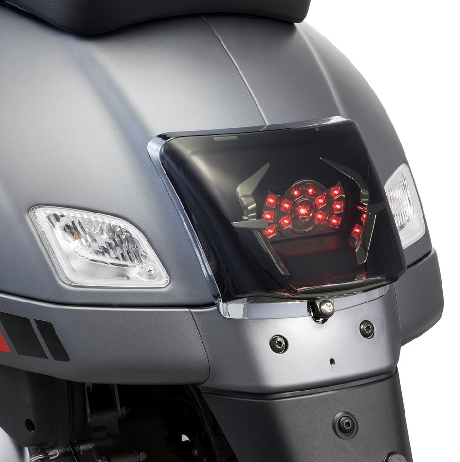 Feu arrière MK II LED pour Vespa GTS/GTS Super/GTV/GT 60 125-300ccm (-'13), teinté