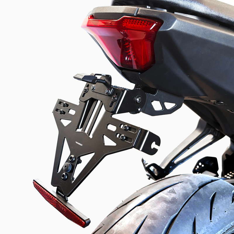 Kennzeichenhalter Akron-RS Pro inkl. Kennzeichenbeleuchtung für Yamaha MT-07 /Y-AMT (25-) Highsider