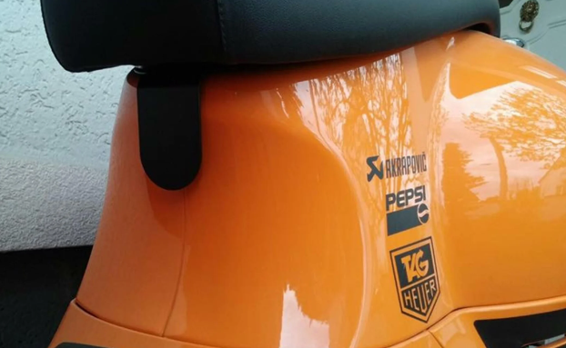 Support Pickerl pour plaque de contrôle autrichienne pour Vespa GTS/GTS Super/GTV/GT, noir brillant