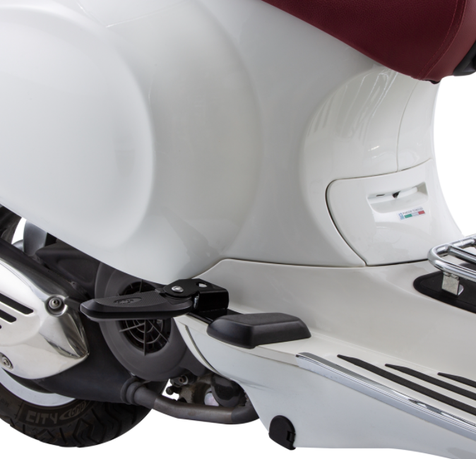 Repose-pieds droit et gauche pour Vespa Primavera/​Sprint 50-150ccm 2T/​4T AC, noir/noir