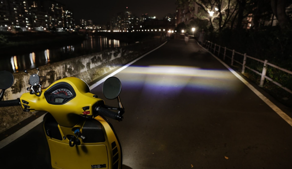 Phare LED pour Vespa GTS/GTS Super/GT/GT L 125-300ccm ('03-'18)