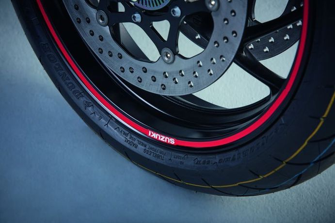 Décor de jantes pour Suzuki GSX-S1000 BJ. 2015-2017/ SV650 BJ. 2016-2017/ GSF1250S BJ. 2015-2016