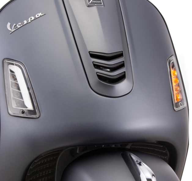 Kit clignotants avant & arrière pour Vespa GTS/GTS Super/GTV 125-300ccm ('14-), clair