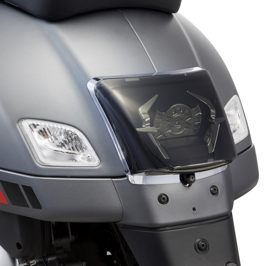 Cadre feu arrière Conversion pour Vespa GTS/GTS Super/GTV 125-300ccm ('14-'18), chrome