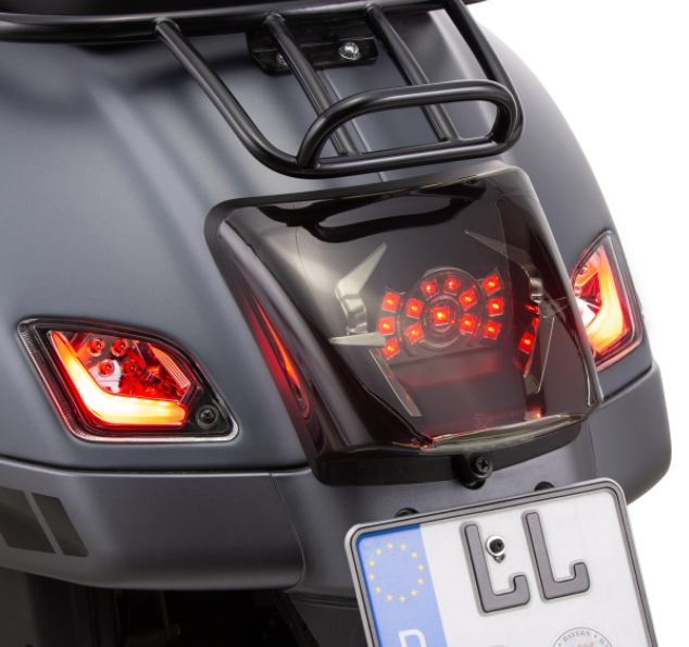 Kit clignotants avant & arrière pour Vespa GTS/GTS Super/GTV/GT 60/GT/GT L ('03-'13), clair