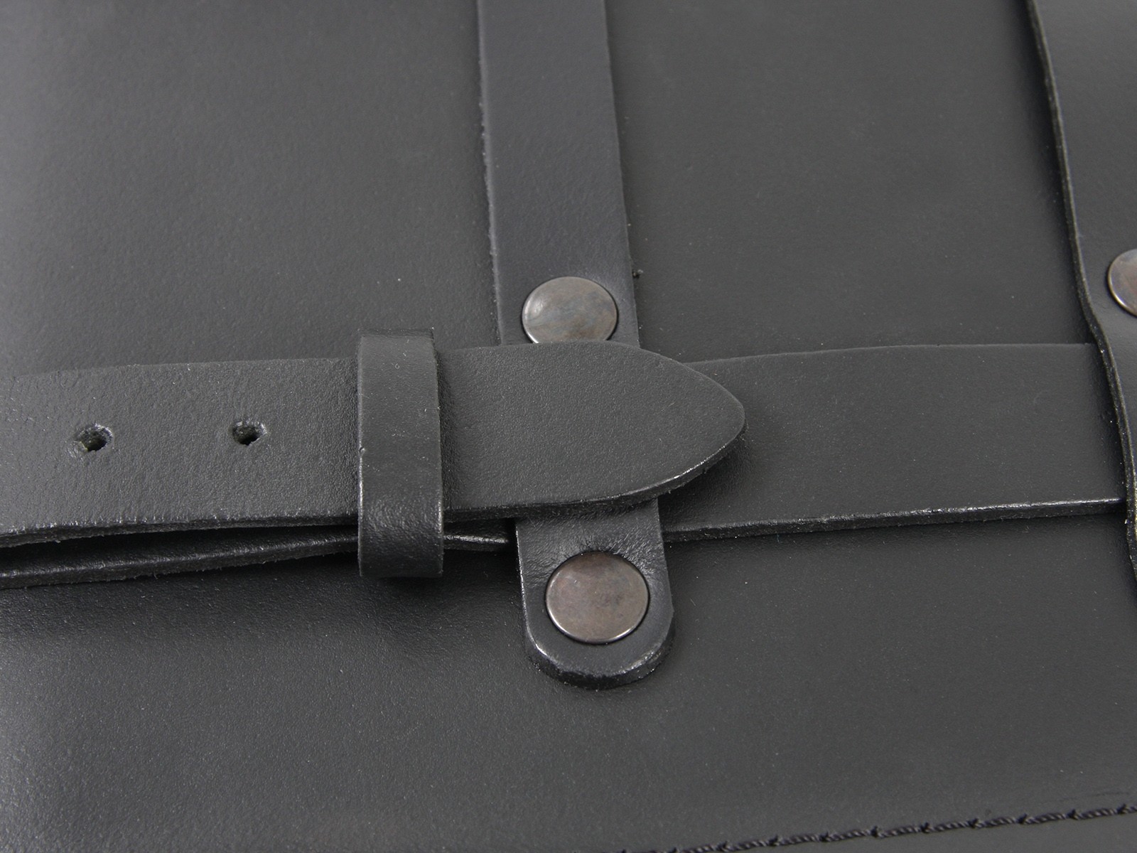 Sacoche arrière en cuir LEGACY Hepco & Becker