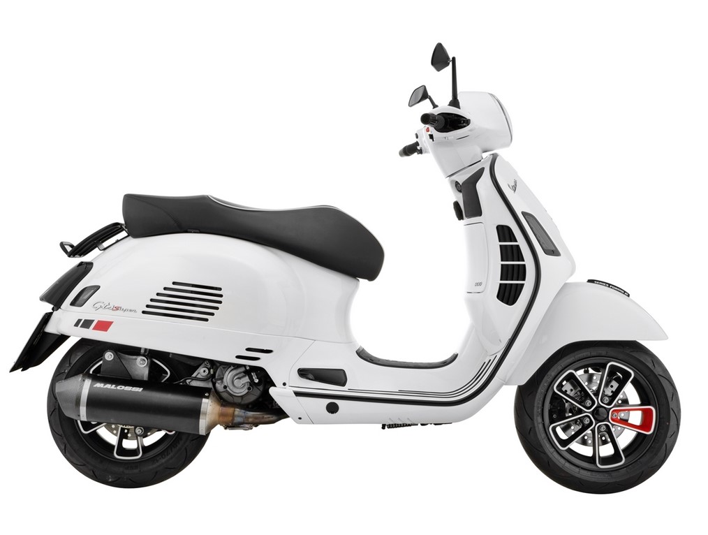 Feu arrière MK II LED pour Vespa GTS/GTS Super/GTV 125-300ccm HPE ('18-), teinté