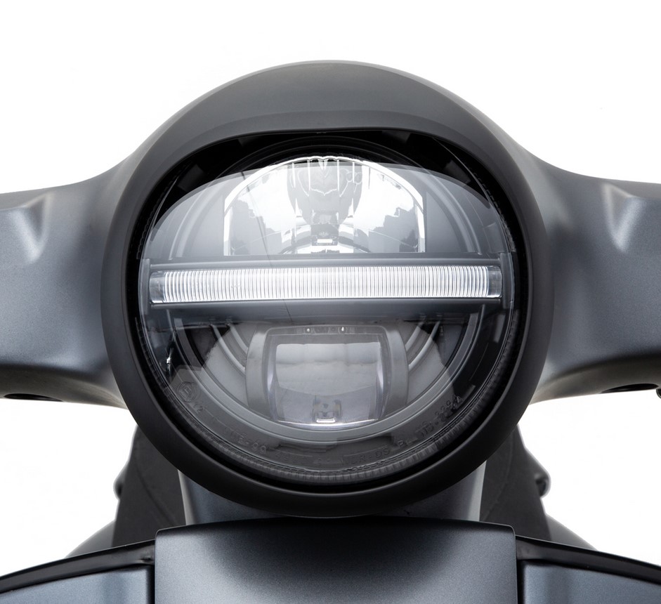 Anneau de lampe pour Vespa GTS/GTS Super/GT/GT L 125-300ccm, noir mat