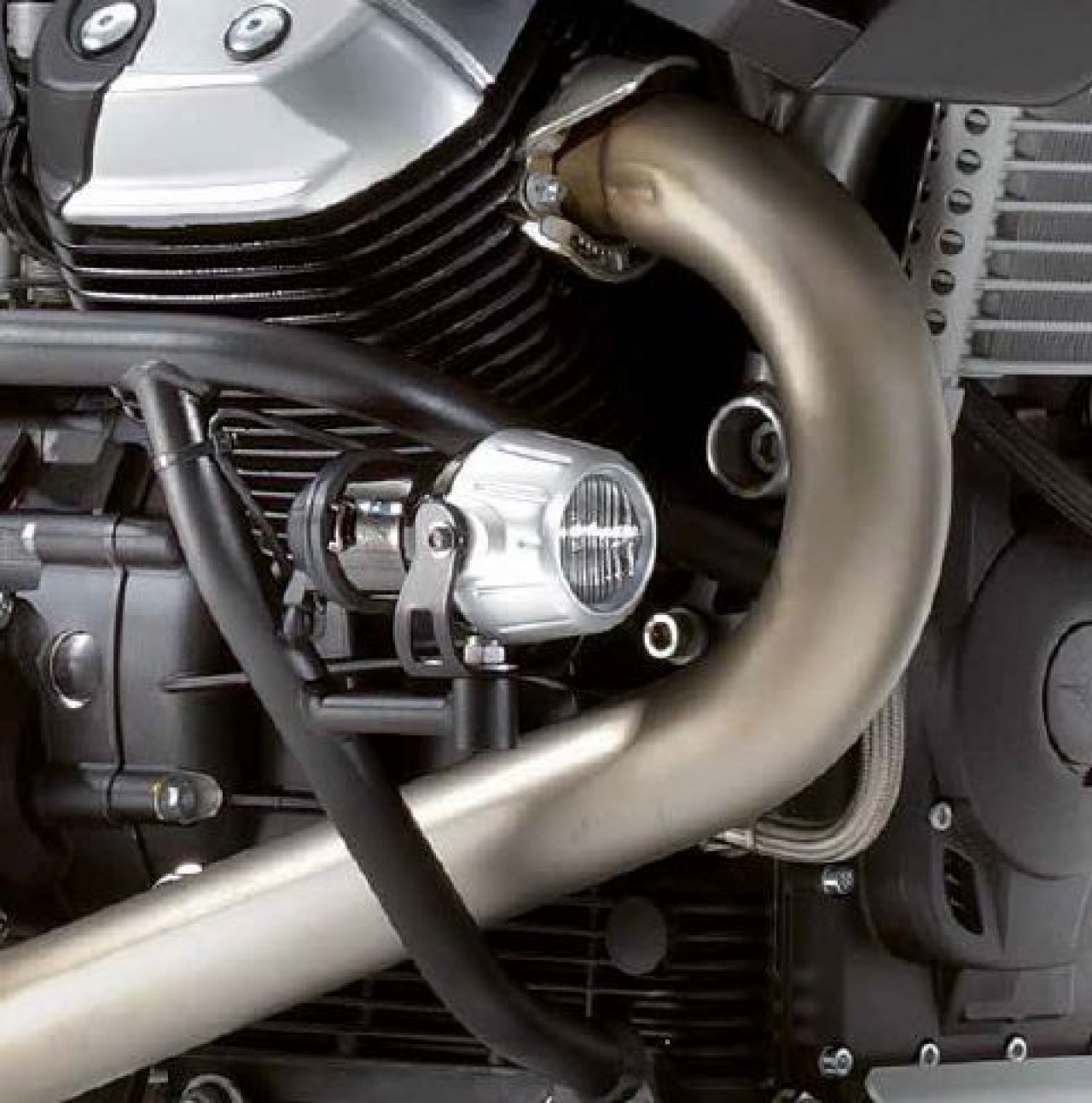 Arceau de protection moteur, noir pour Stelvio 1200 original Moto Guzzi