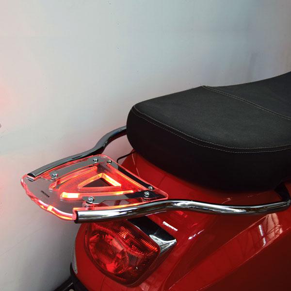 Porte-bagages chromé pour Vespa LX - Isotta