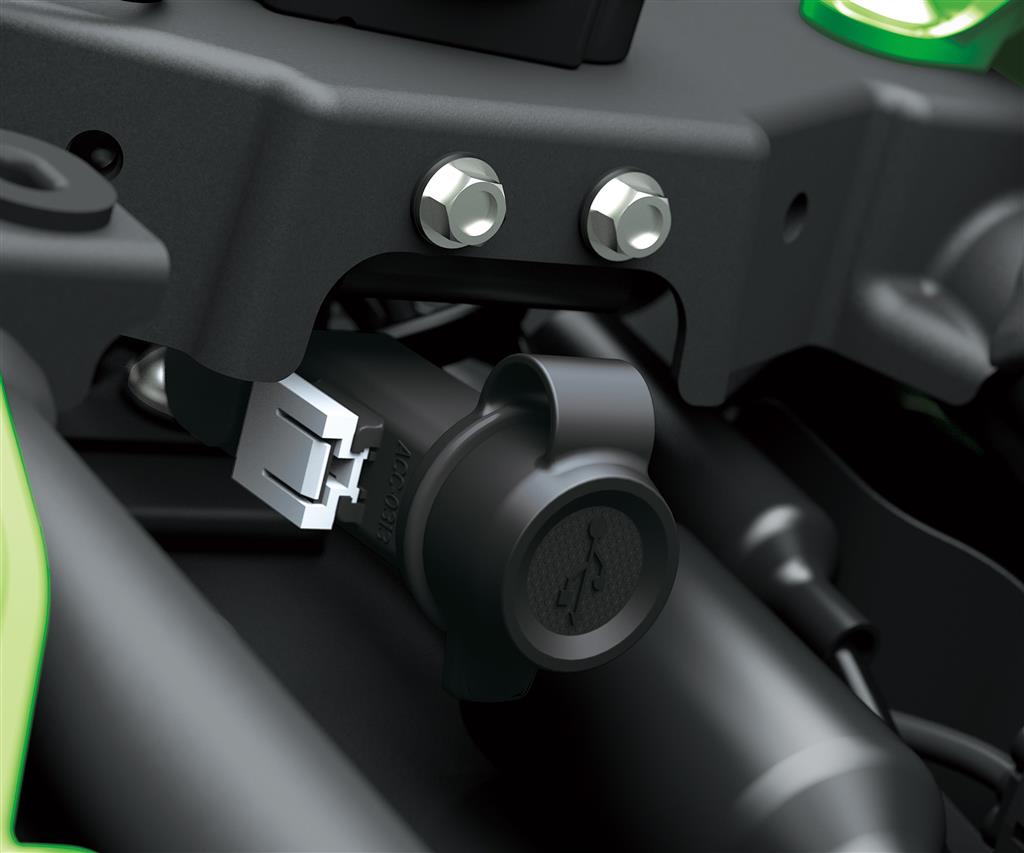 Prise USB pour Kawasaki Ninja ZX-4RR (24-) Original