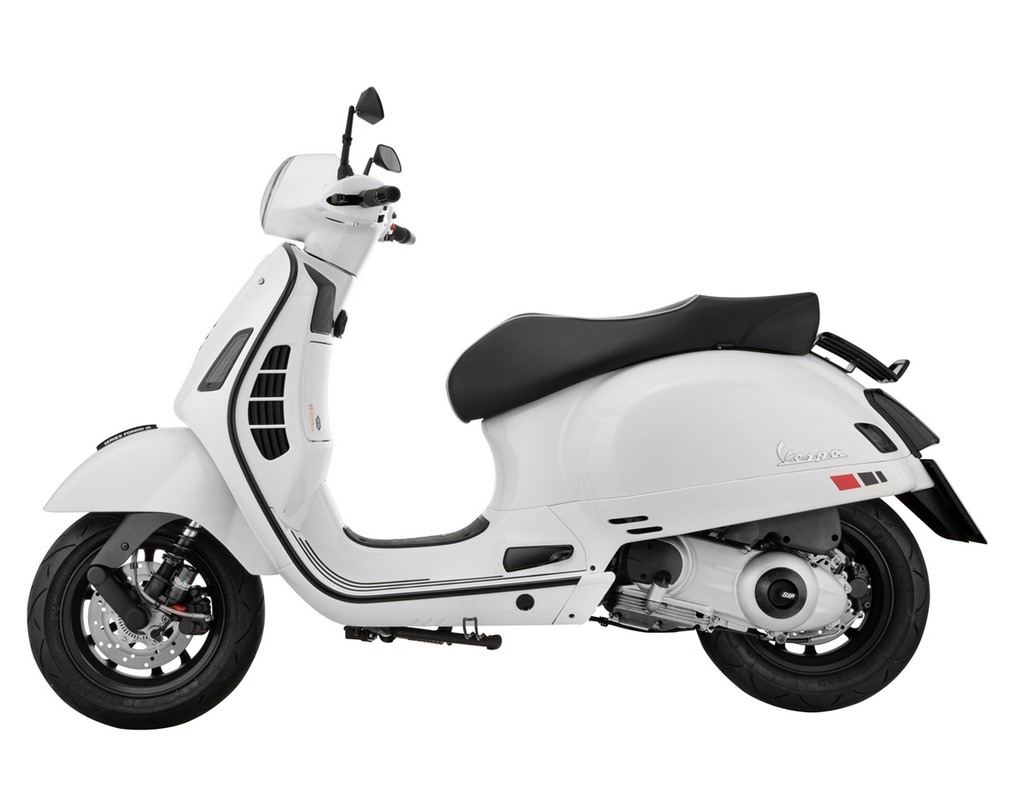 Feu arrière MK II LED pour Vespa GTS/GTS Super/GTV 125-300ccm HPE ('18-), teinté