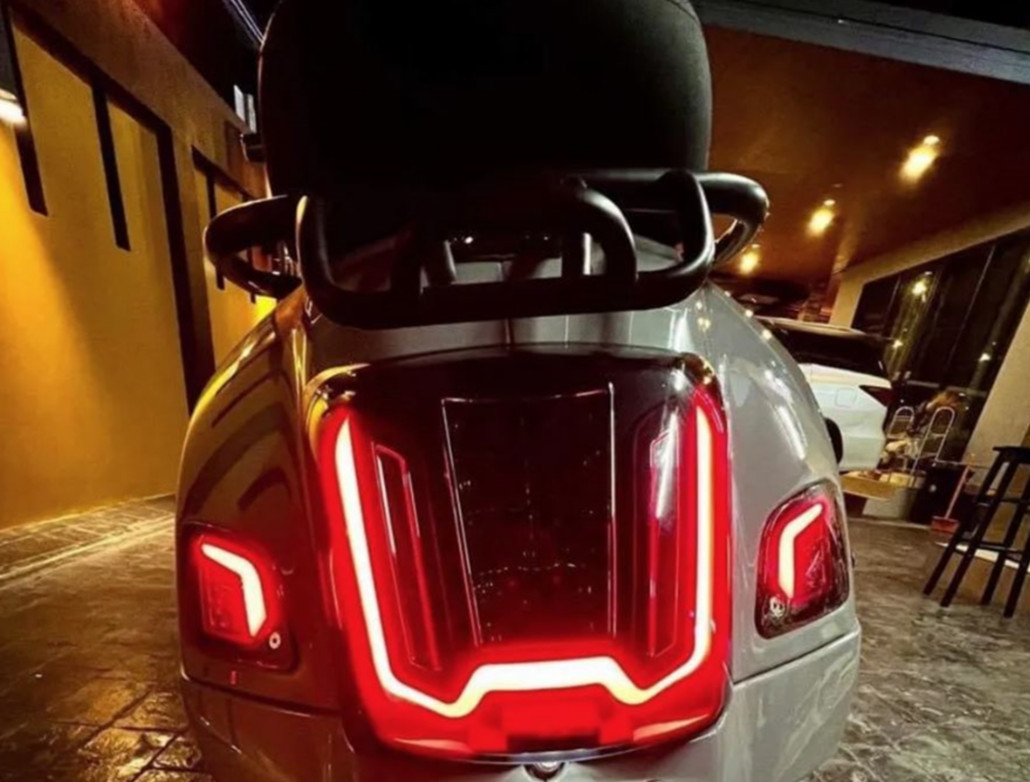 Kit de clignotants ZELIONI avant & arrière pour Vespa GTS/GTS Super/GTV 125-300ccm, teintés