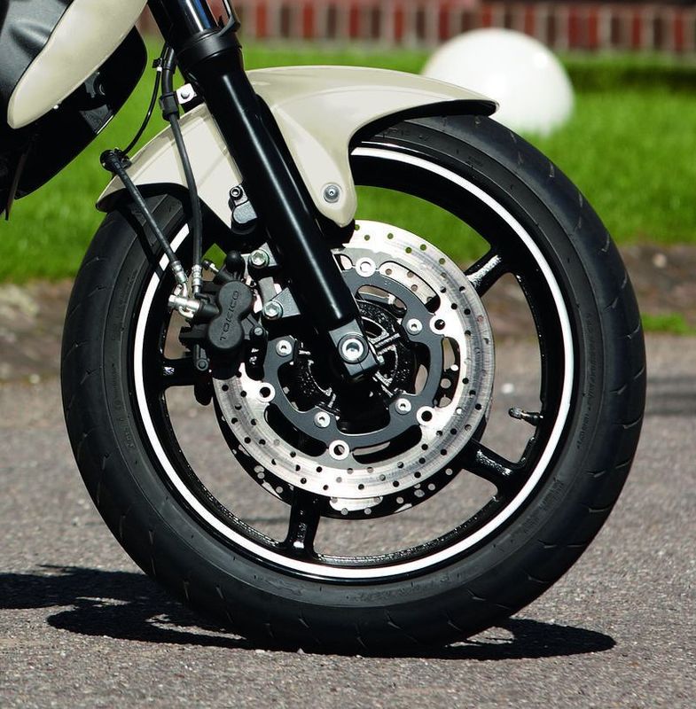 Décor de jantes, blanc pour Suzuki GSX-R1000 BJ. 2005 - 2006/ 2007-2008/ 2009-2011/ 2012-2016/ GSX-R750 BJ