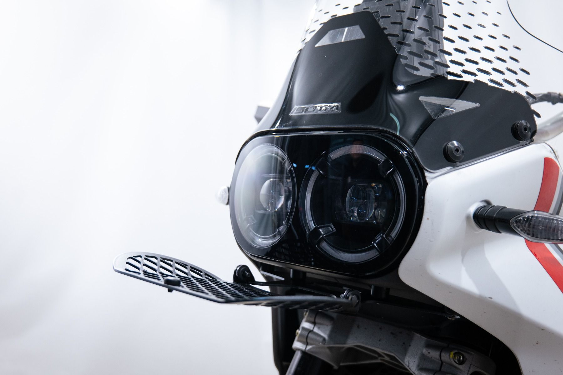 Grille de protection des phares pour Ducati DesertX, noir