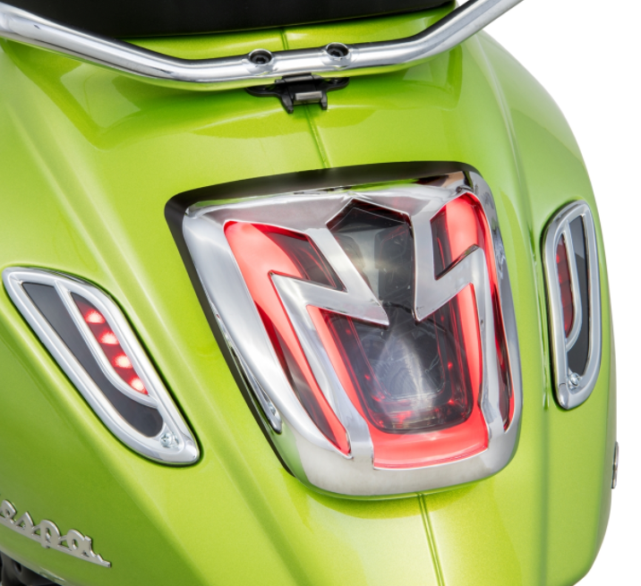 Grille de feux arrière pour Vespa Primavera/​Sprint 50-150ccm 2T/​4T AC, chrome