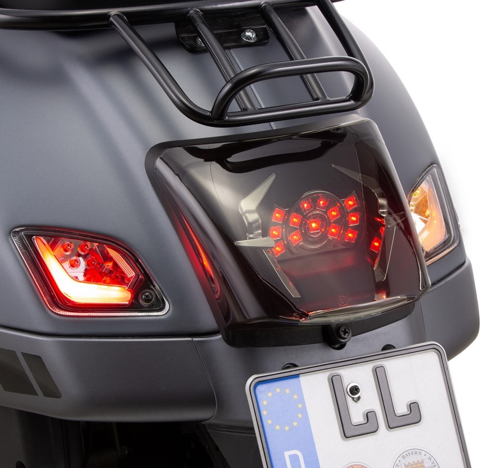 Kit clignotants arrière gauche/droite pour Vespa GTS/GTS Super/GTV/GT 60/GT/GT L ('03-'13), clair