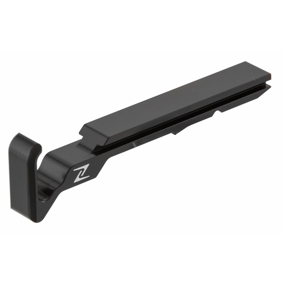 Crochet à bagages selle noir Zeloni pour Vespa Primavera/Sprint 50-150ccm 2T/4T AC