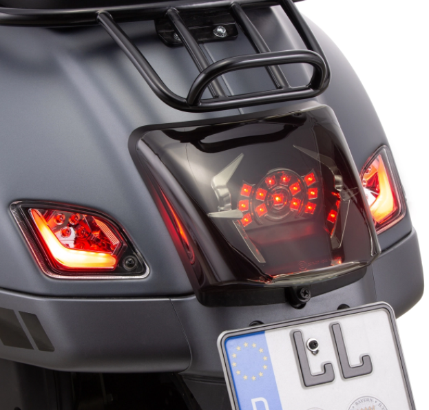 Kit clignotants avant & arrière pour Vespa GTS/GTS Super/GTV 125-300ccm ('14-), clair