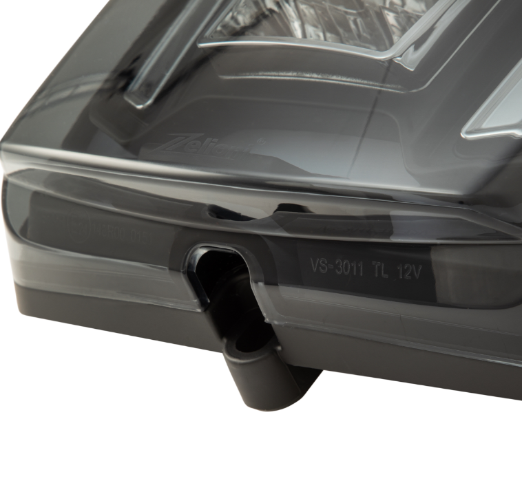 Feu arrière ZELIONI pour Vespa GTS/GTS Super 125-300ccm HPE, teinté