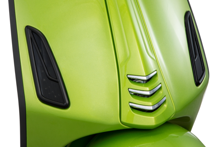 Grille de clignotants droite/gauche, avant pour Vespa Primavera/Sprint 50-150ccm 2T/4T AC, noir mat