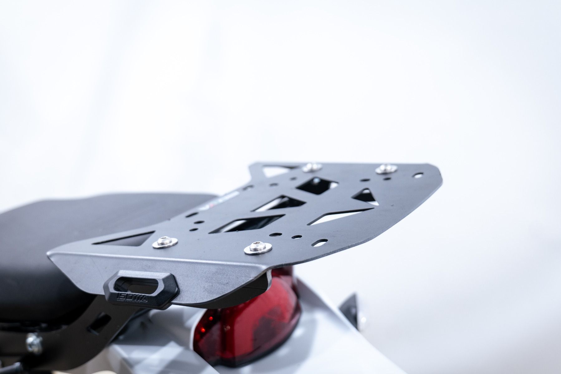 Porte-bagages pour Ducati DesertX, acier, noir