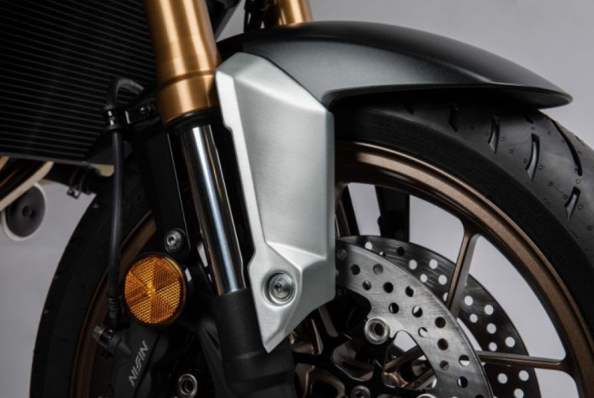 Élargissement du garde-boue avant pour Honda CB650R (année 19-)