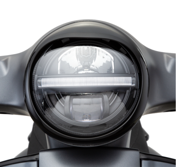 Phare "Black Edition" LED pour Vespa GTS/GTS Super/GT/GT L 125-300ccm ('03-'18)