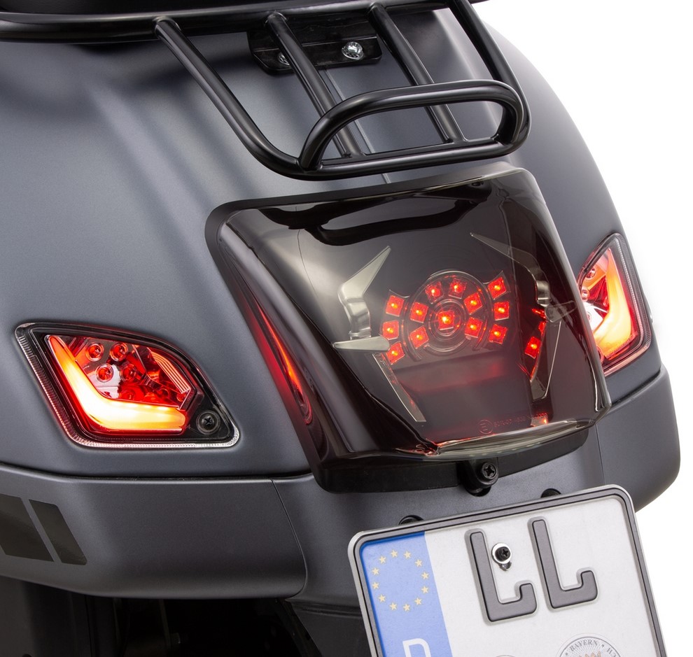 Kit clignotants arrière gauche/droite pour Vespa GTS/GTS Super/GTV 125-300ccm ('14-), clair