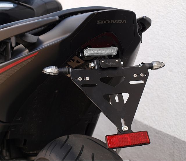 alpha Technik Kennzeichenhalter Honda Integra; Typ RC62,RC71; Modelljahr 2014-2016