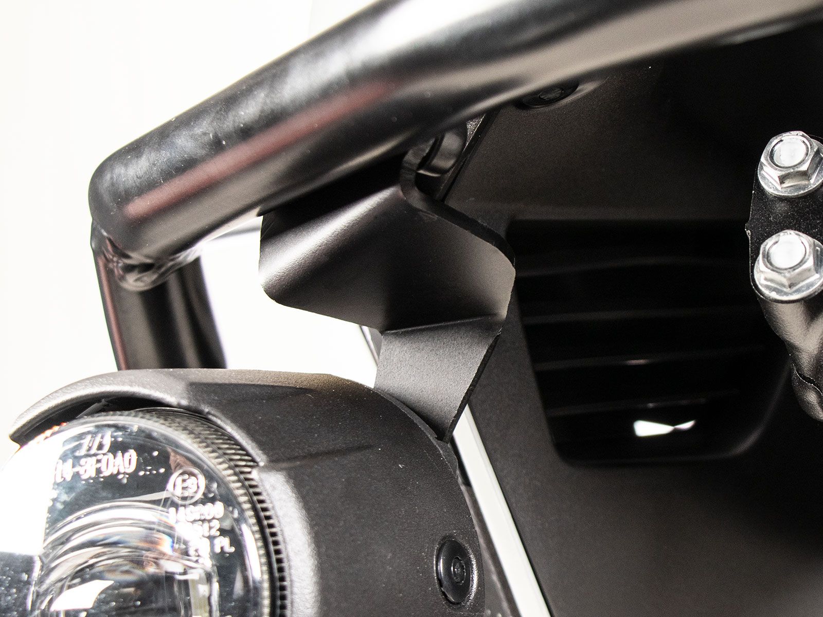 Kit d'adaptation de l'arceau de protection du réservoir pour les phares supplémentaires d'origine Honda pour Honda XL 750 Transalp (25- )