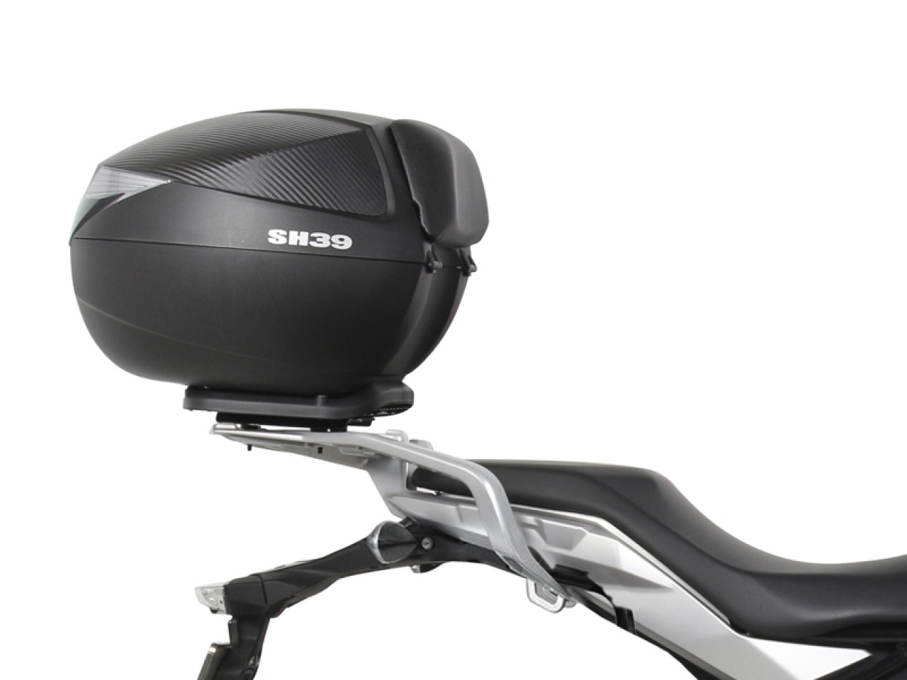 Kit de montage pour top case Shad, finition noir laqué, pour BMW G 310 GS (17-)