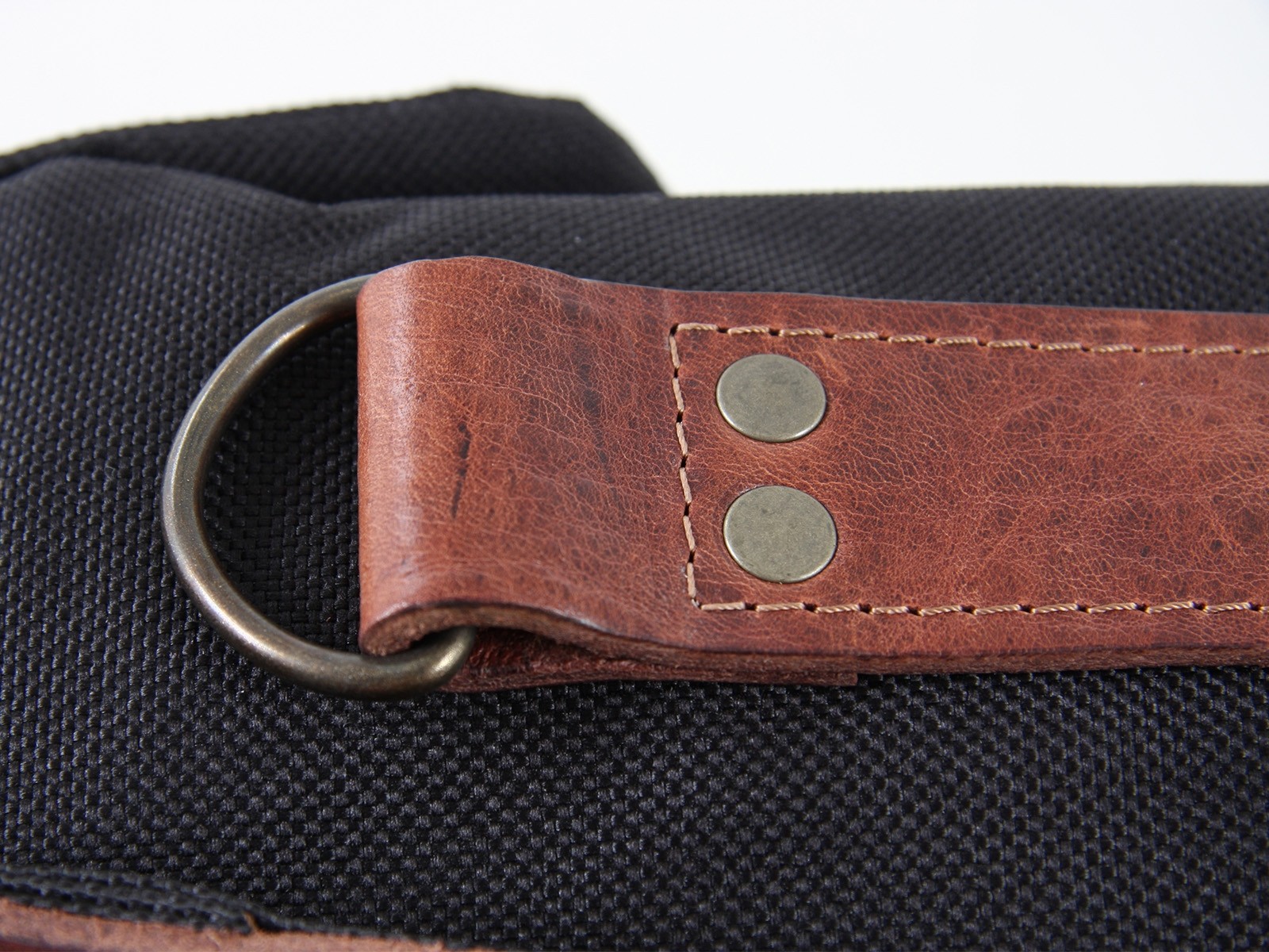 Set de sacoches de coursier LEGACY M/L noir pour bretelles C-Bow Hepco & Becker