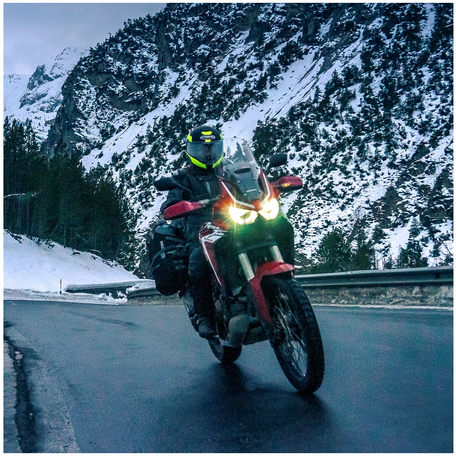 Caberg casque Levo Prospect, noir mat/jaune fluo