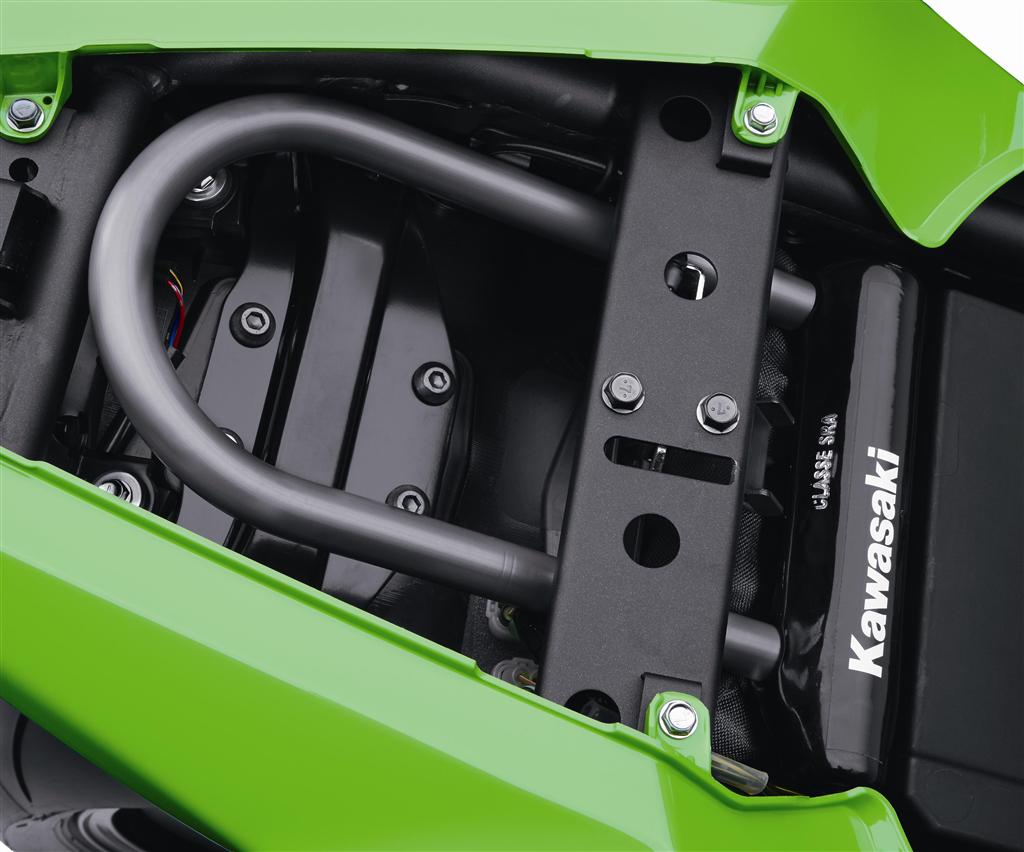 Antivol de siège Underseat bracket for U-Lock Ninja650 2017/ Z650 2017 Original Kawasaki