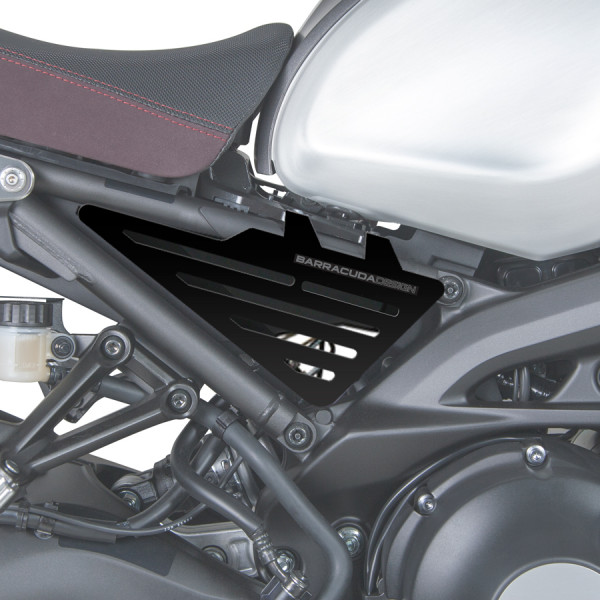 Cache latéral pour Yamaha XSR 900 / MT-09 - Barracuda