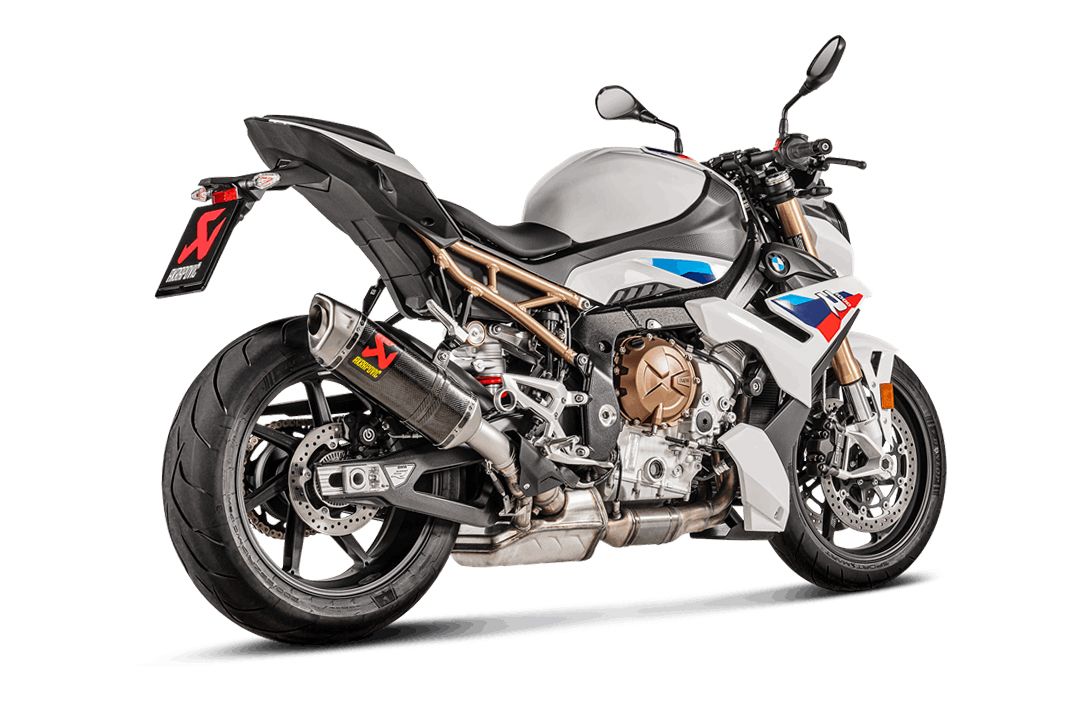 Akrapovic Slip-On Line (carbone) échappement pour BMW S 1000 R à partir de l'année modèle 2021-