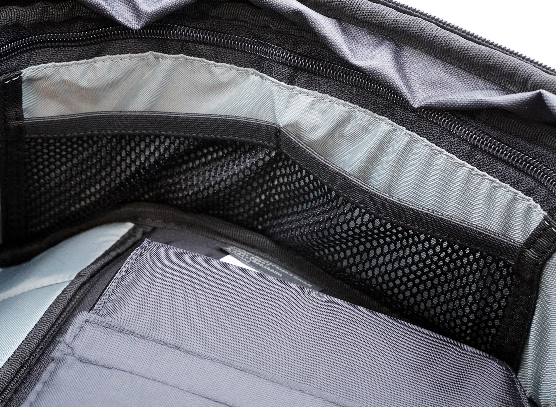 Sacoche de réservoir grande 11-15 L. pour modèles Suzuki Original