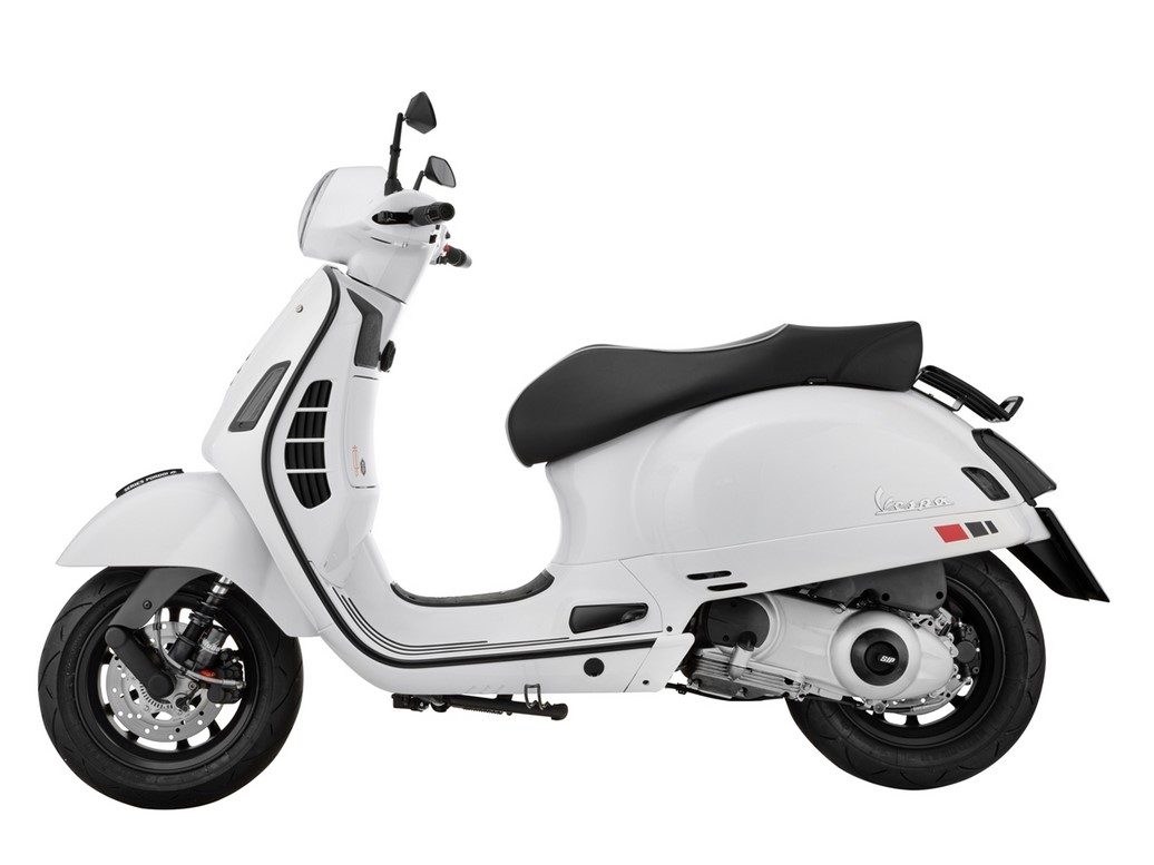 Feu arrière MK II LED pour Vespa GTS/GTS Super/GTV 125-300ccm HPE ('18-), clair