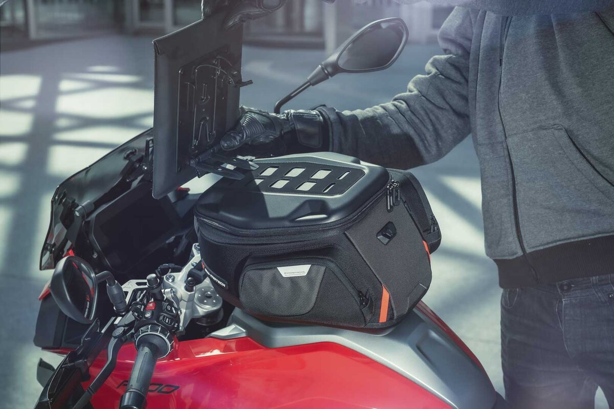 SW-Motech Smartphone Drybag pour embout MOLLE SW Motech