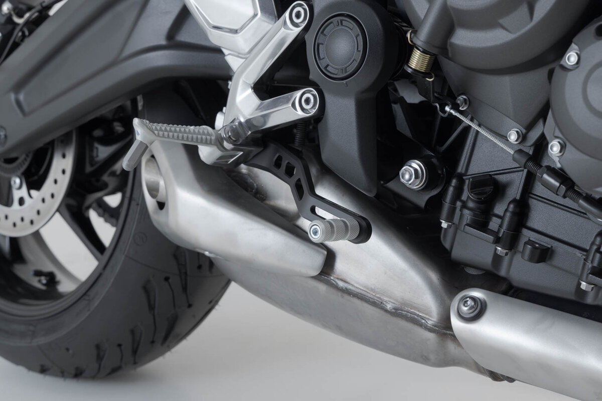 Levier de frein avant SW-Motech pour Triumph Trident 660 (21-) / 800 (26-)