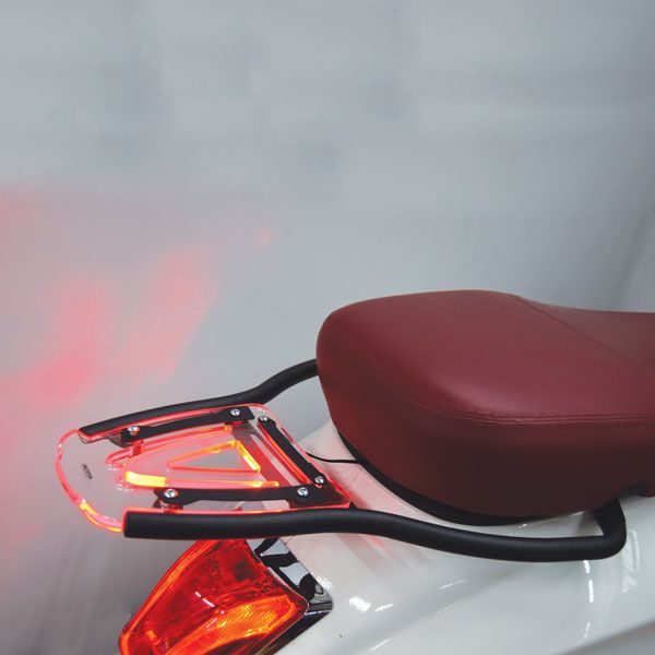 Porte-bagages transparent pour Vespa Sprint et Vespa Primavera - Isotta